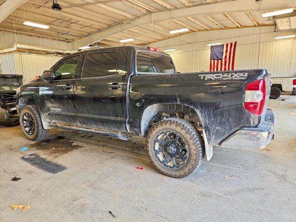 2015 TOYOTA TUNDRA SR5 Grade