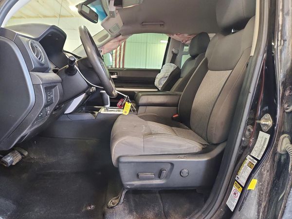 2015 TOYOTA TUNDRA SR5 Grade