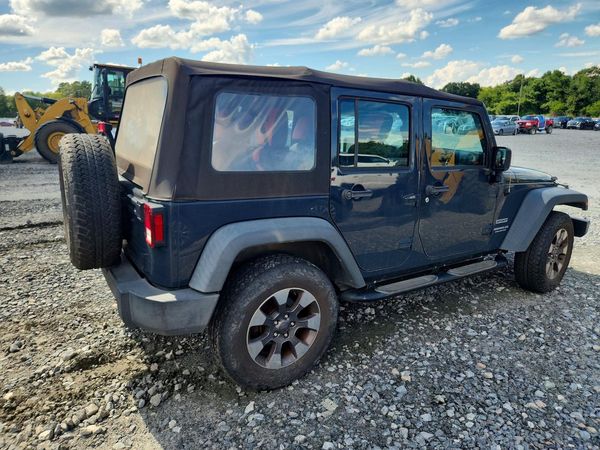 2017 JEEP WRANGLER UNLIMITED SPORT 4X4