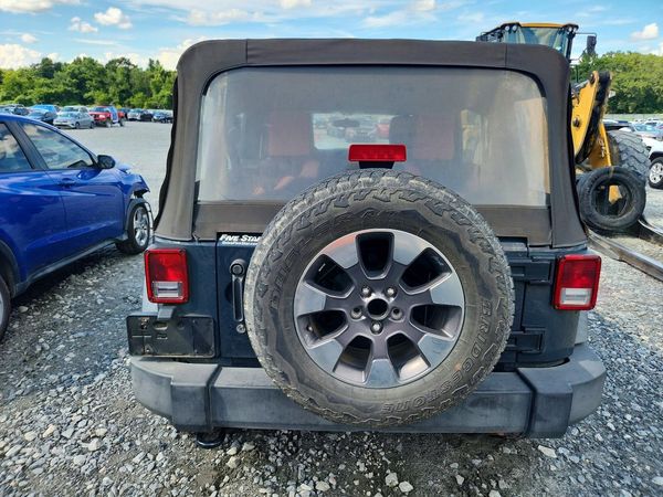 2017 JEEP WRANGLER UNLIMITED SPORT 4X4