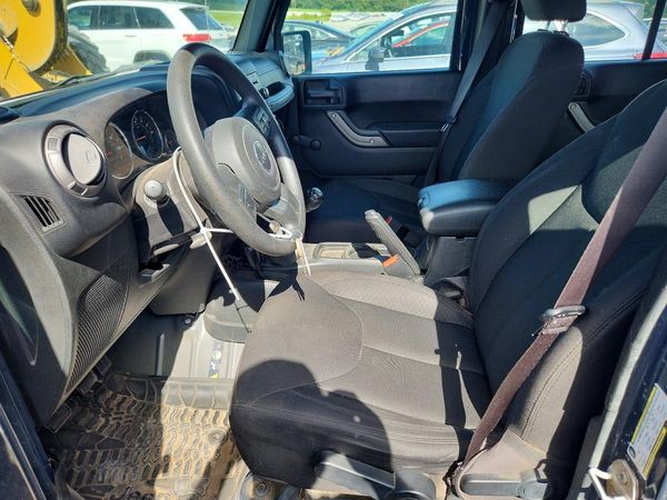 2017 JEEP WRANGLER UNLIMITED SPORT 4X4