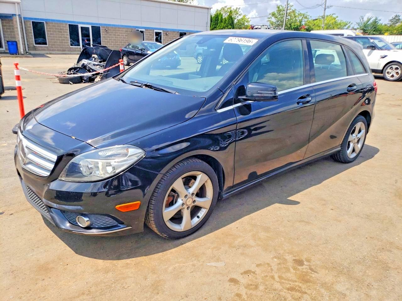 2014 MERCEDES-BENZ B250