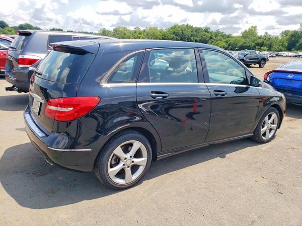 2014 MERCEDES-BENZ B250
