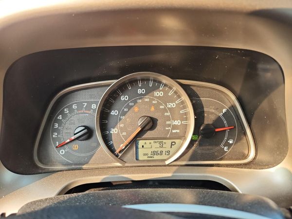 2014 TOYOTA RAV4 Standard