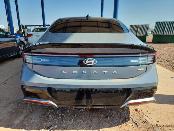 2025 HYUNDAI SONATA