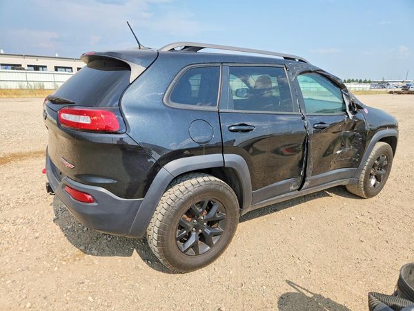 2015 JEEP CHEROKEE TRAILHAWK 4X4