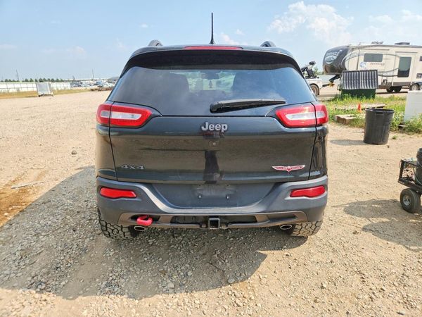 2015 JEEP CHEROKEE TRAILHAWK 4X4