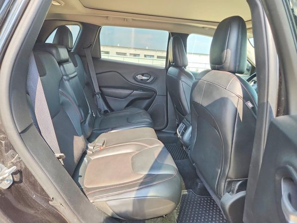 2015 JEEP CHEROKEE TRAILHAWK 4X4
