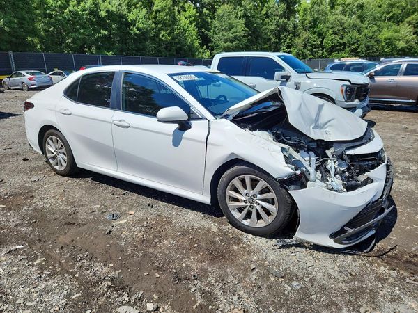 2021 TOYOTA CAMRY