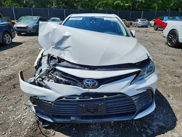 2021 TOYOTA CAMRY