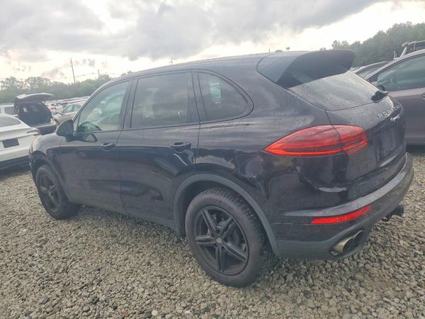 2015 PORSCHE CAYENNE