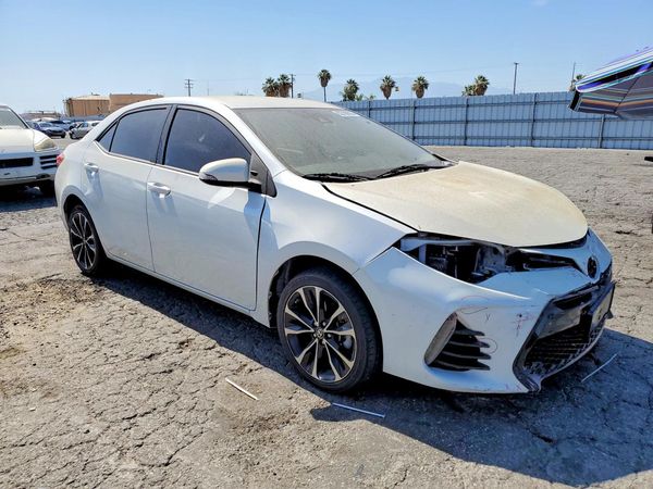 2017 TOYOTA COROLLA