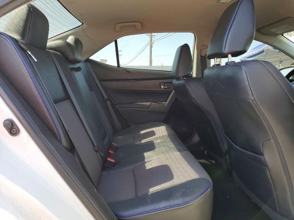 2017 TOYOTA COROLLA