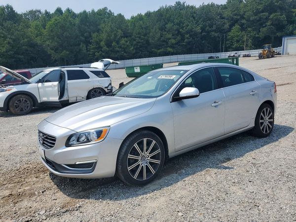 2018 VOLVO S60 Premier