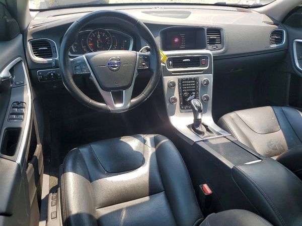 2018 VOLVO S60 Premier
