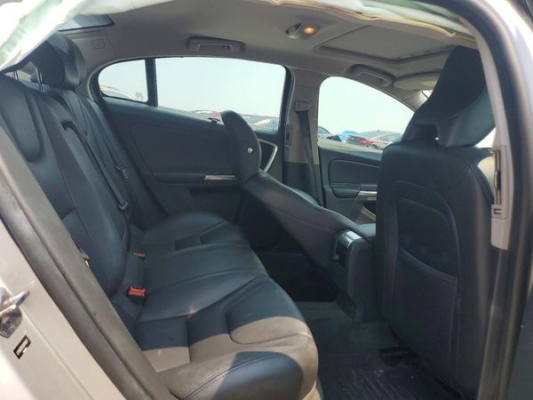 2018 VOLVO S60 Premier