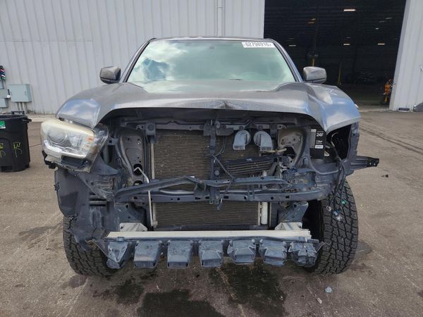 2016 TOYOTA TACOMA