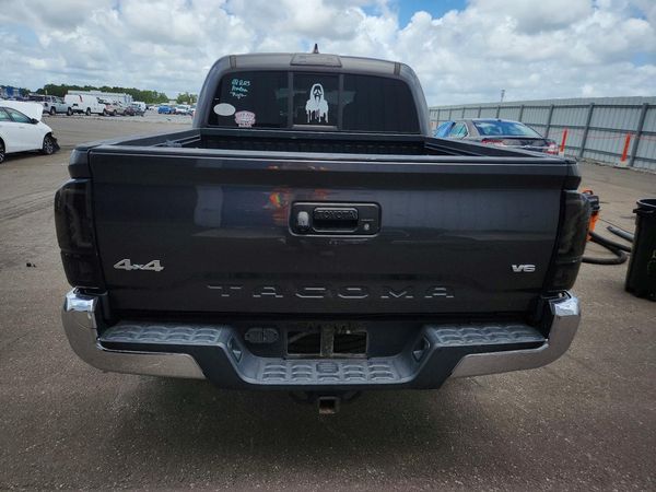 2016 TOYOTA TACOMA