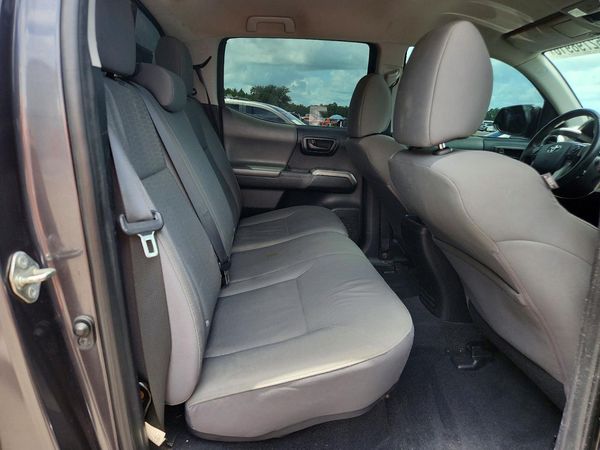 2016 TOYOTA TACOMA