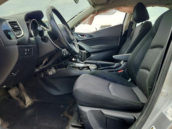 2015 MAZDA 3 Touring/GS