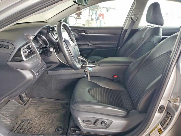 2018 TOYOTA CAMRY SE/XLE Hybrid