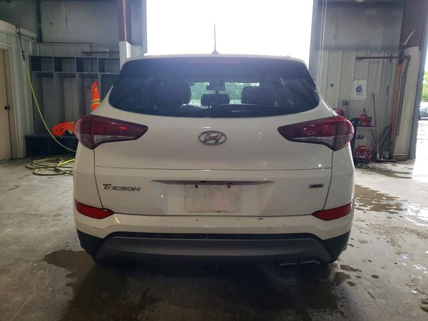 2016 HYUNDAI TUCSON