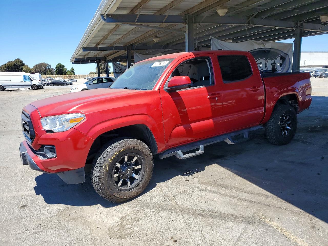 2020 TOYOTA TACOMA SR5