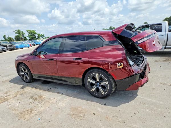 2022 BMW IX xDrive50i