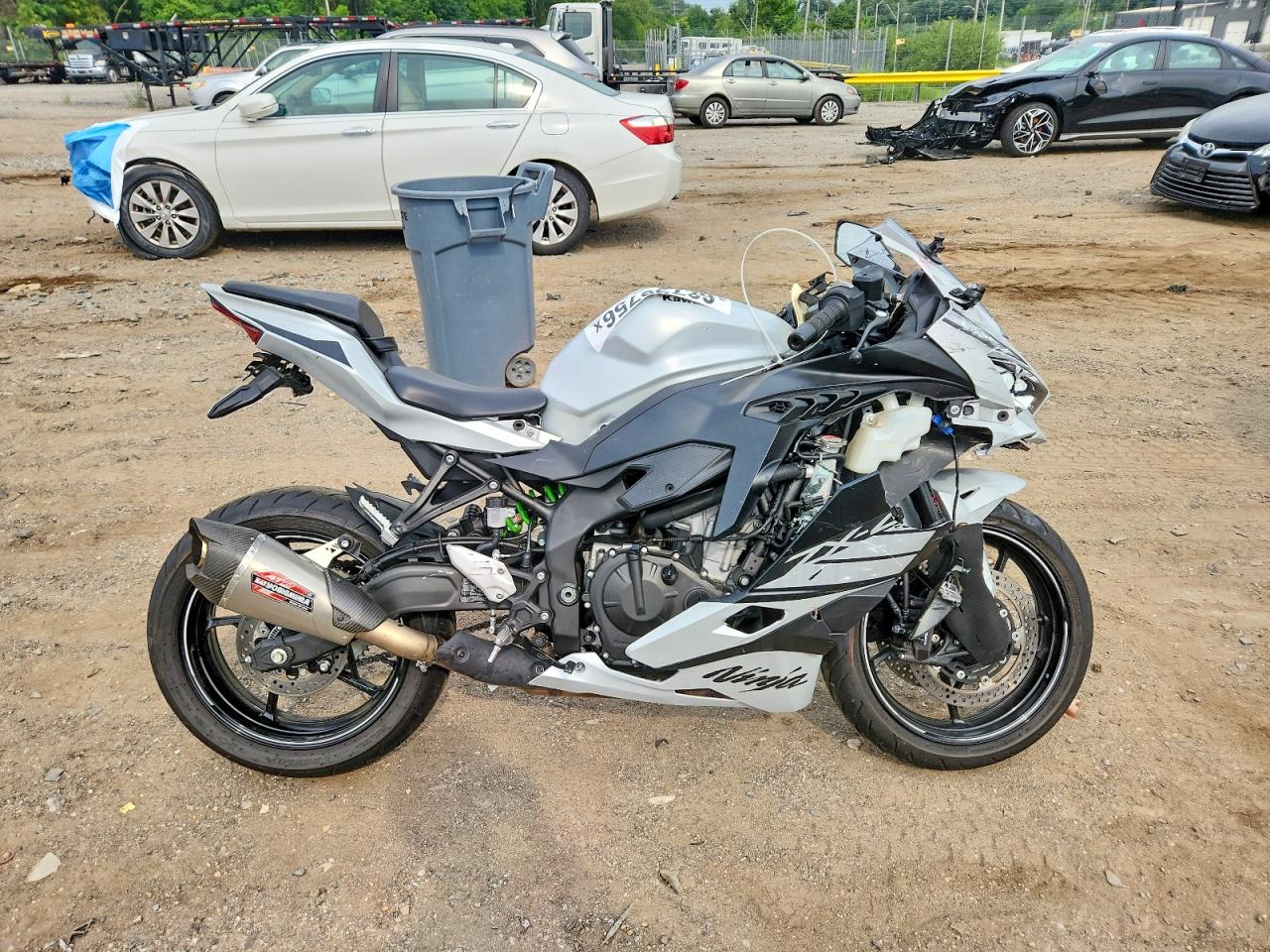 2025 KAWASAKI ZX400