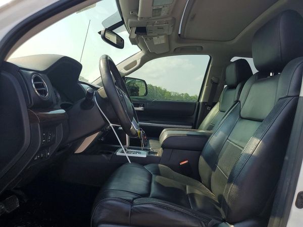 2017 TOYOTA TUNDRA Limited