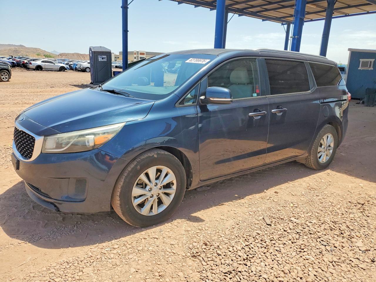 2016 KIA SEDONA LX - Middle-low