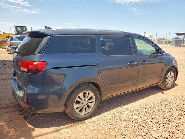 2016 KIA SEDONA LX - Middle-low