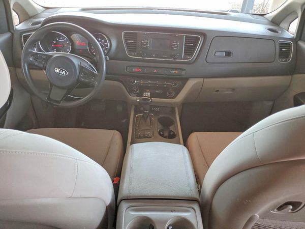 2016 KIA SEDONA LX - Middle-low