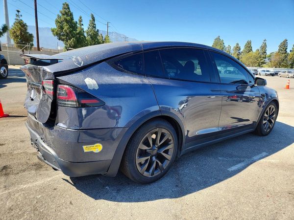 2023 TESLA MODEL X