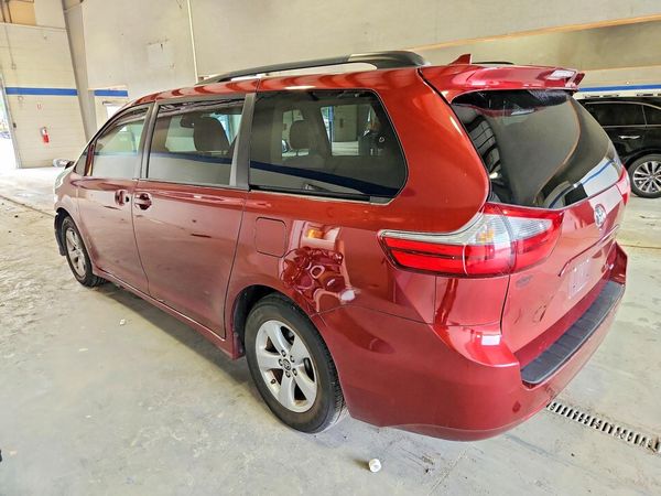 2020 TOYOTA SIENNA E grade