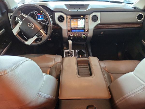 2016 TOYOTA TUNDRA Limited