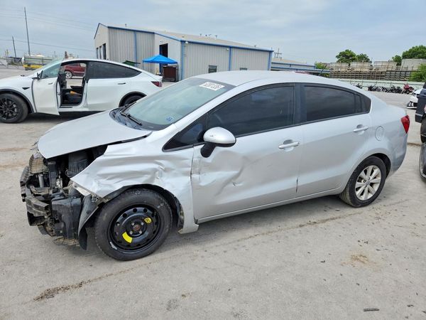 2013 KIA RIO LX