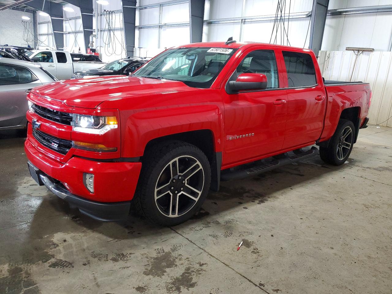 2017 CHEVROLET SILVERADO LT — Front 3/4