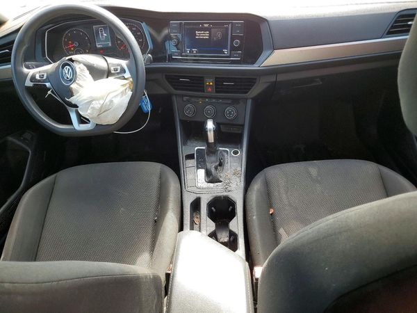 2021 VOLKSWAGEN JETTA S / SE / R-Line