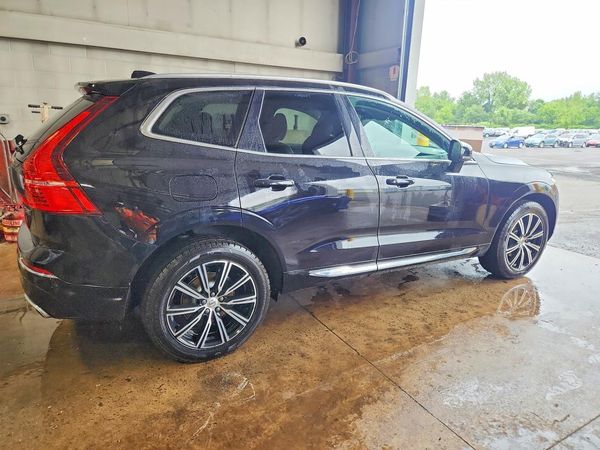 2020 VOLVO XC60