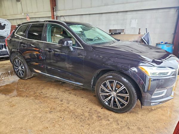 2020 VOLVO XC60