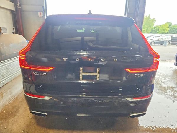 2020 VOLVO XC60