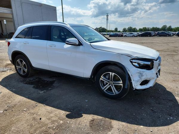 2019 MERCEDES-BENZ GLC