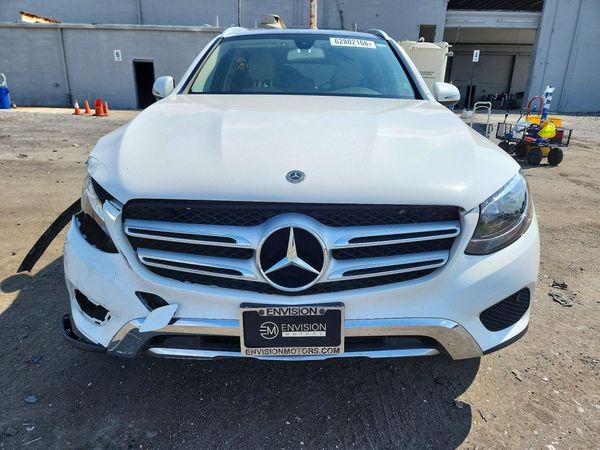 2019 MERCEDES-BENZ GLC