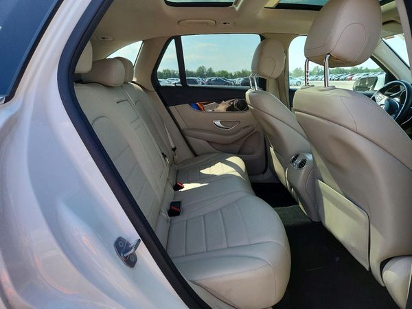 2019 MERCEDES-BENZ GLC
