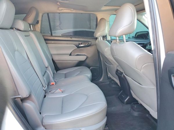 2022 TOYOTA HIGHLANDER