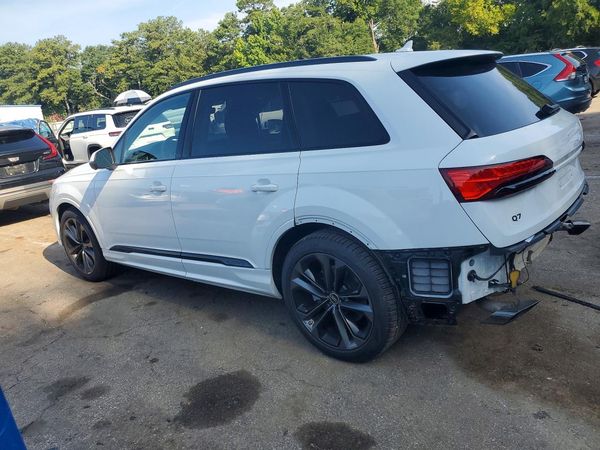2026 AUDI Q7 quattro Premium Plus