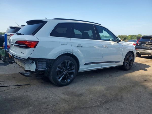 2026 AUDI Q7 quattro Premium Plus