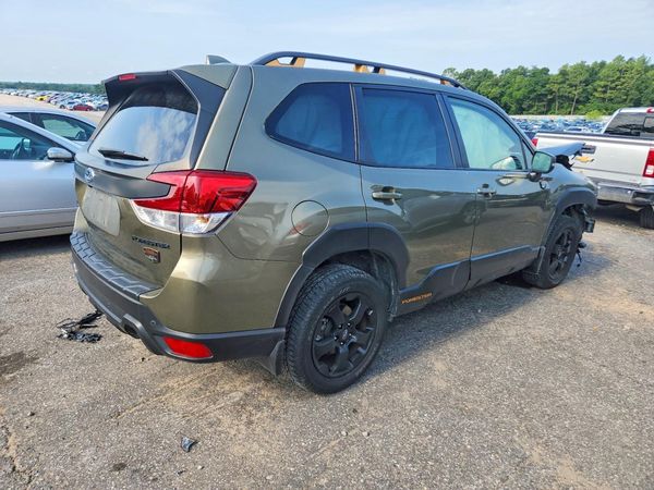 2023 SUBARU FORESTER