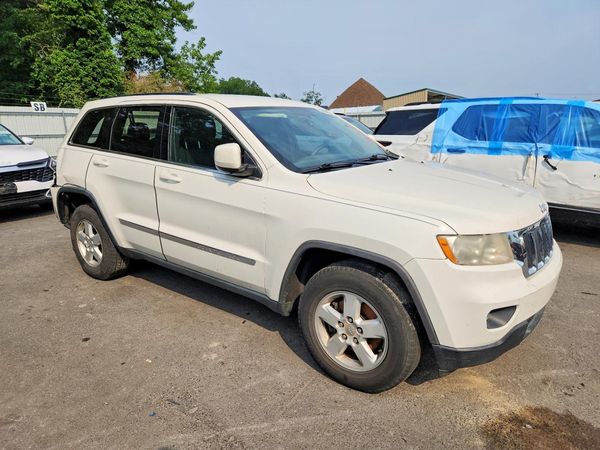 2012 JEEP CHEROKEE Laredo